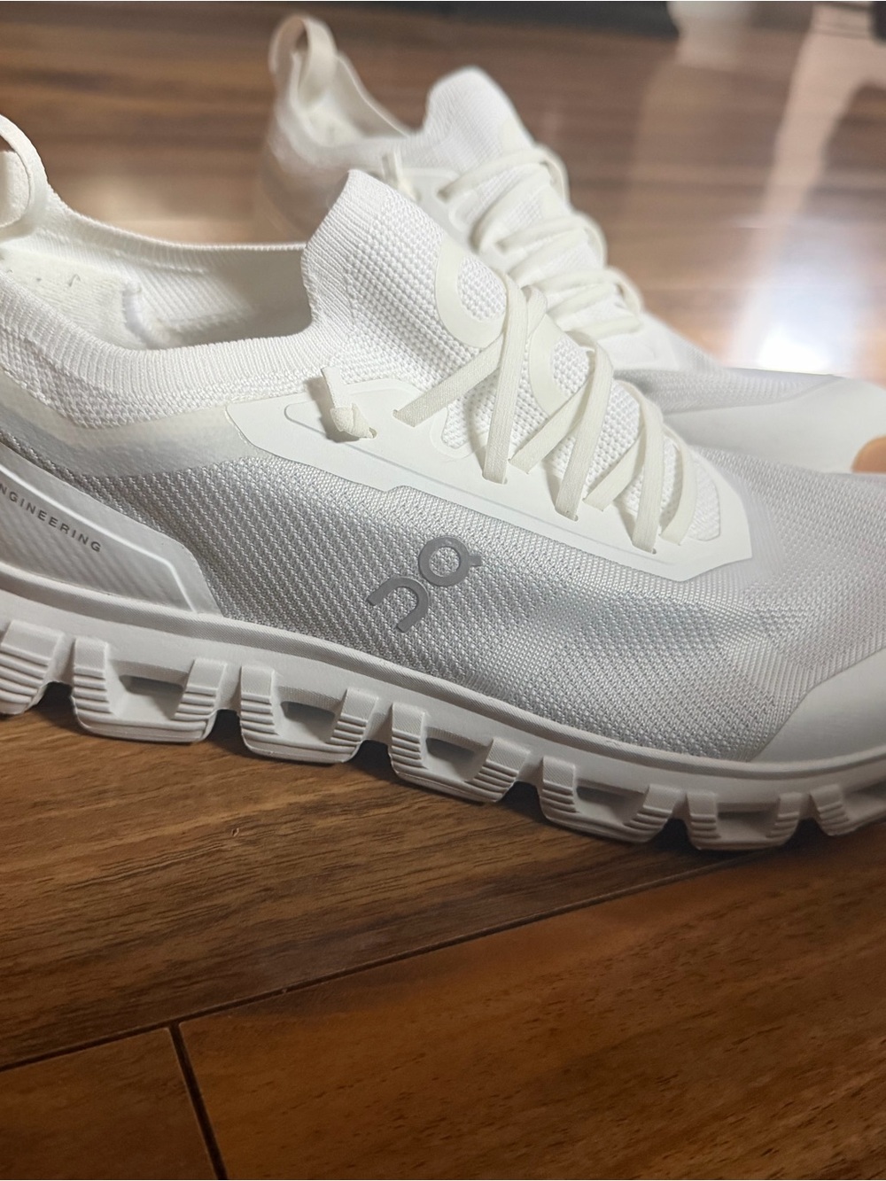 White On Running Cloudflow-Style Men's Sneakers - Picture 4 of 4